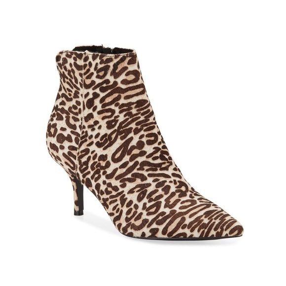 Charles David Albuquerque Leopard-Print Boots NWOT - Picture 2 of 6